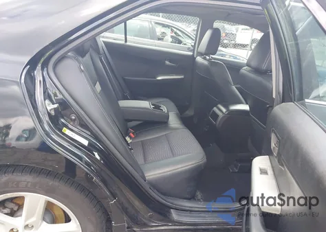 2014 Toyota Camry Se z USA, uszkodzony, nr VIN 4T1BF1FK1EU865335